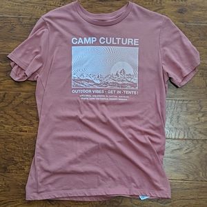 pink short sleeve graphic tee
